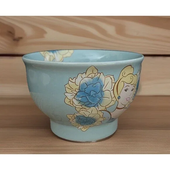 Disney Store Cinderella Butterfly 14oz Coffee Tea Soup Cup Mug - Picture 2 of 8